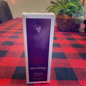 Younique Brightening Mask